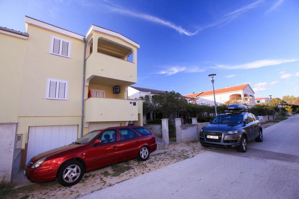 Apartments Franc Povljana Luaran gambar