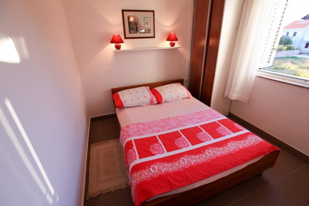 Apartments Franc Povljana Bilik gambar